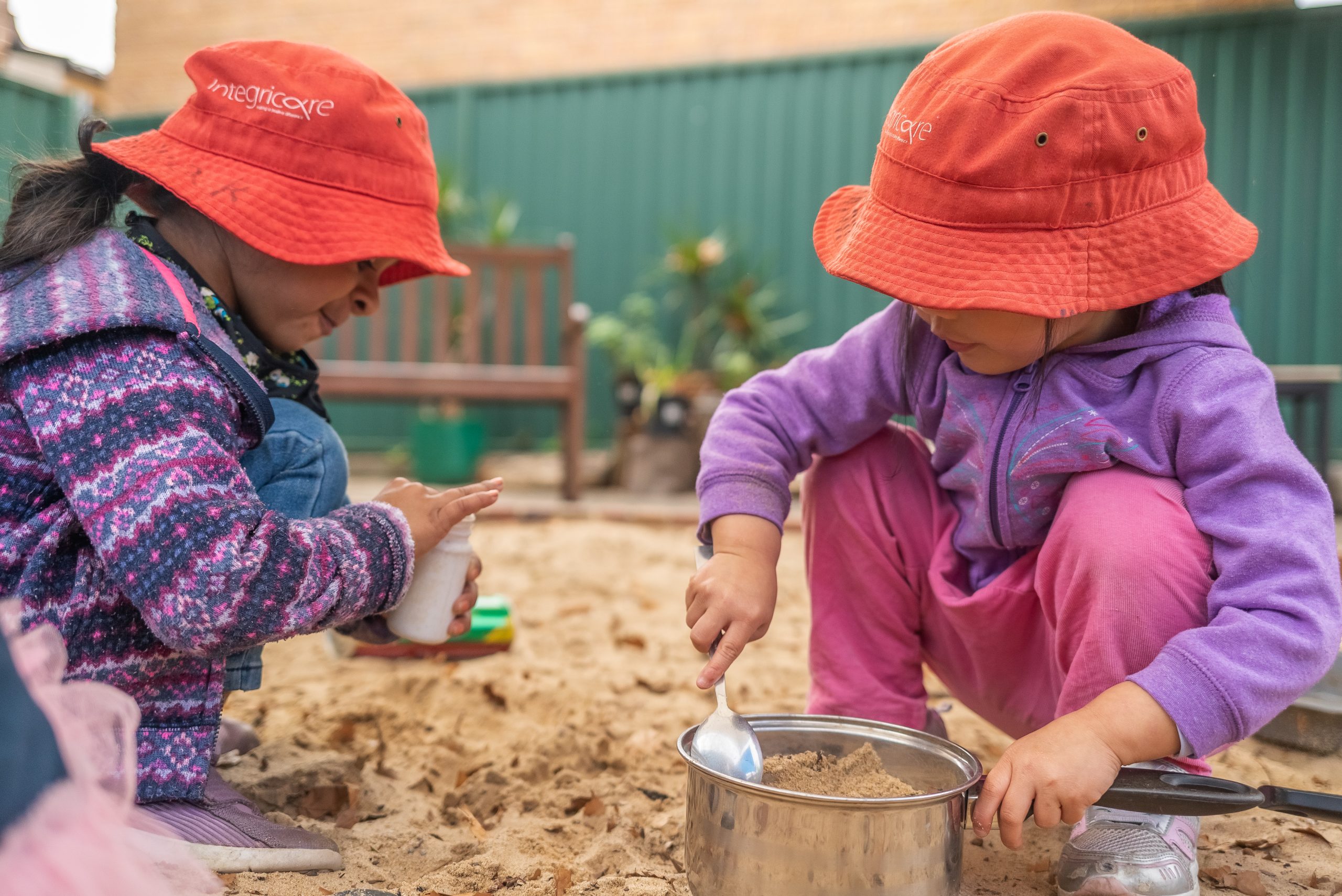 2 Kids Cooking Sand Play